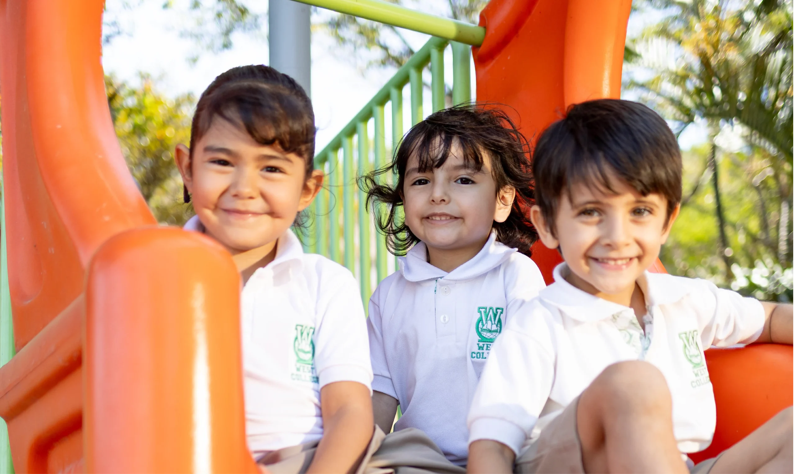 ¿Cómo fomentar la independencia en los niños pequeños? Claves para padres.